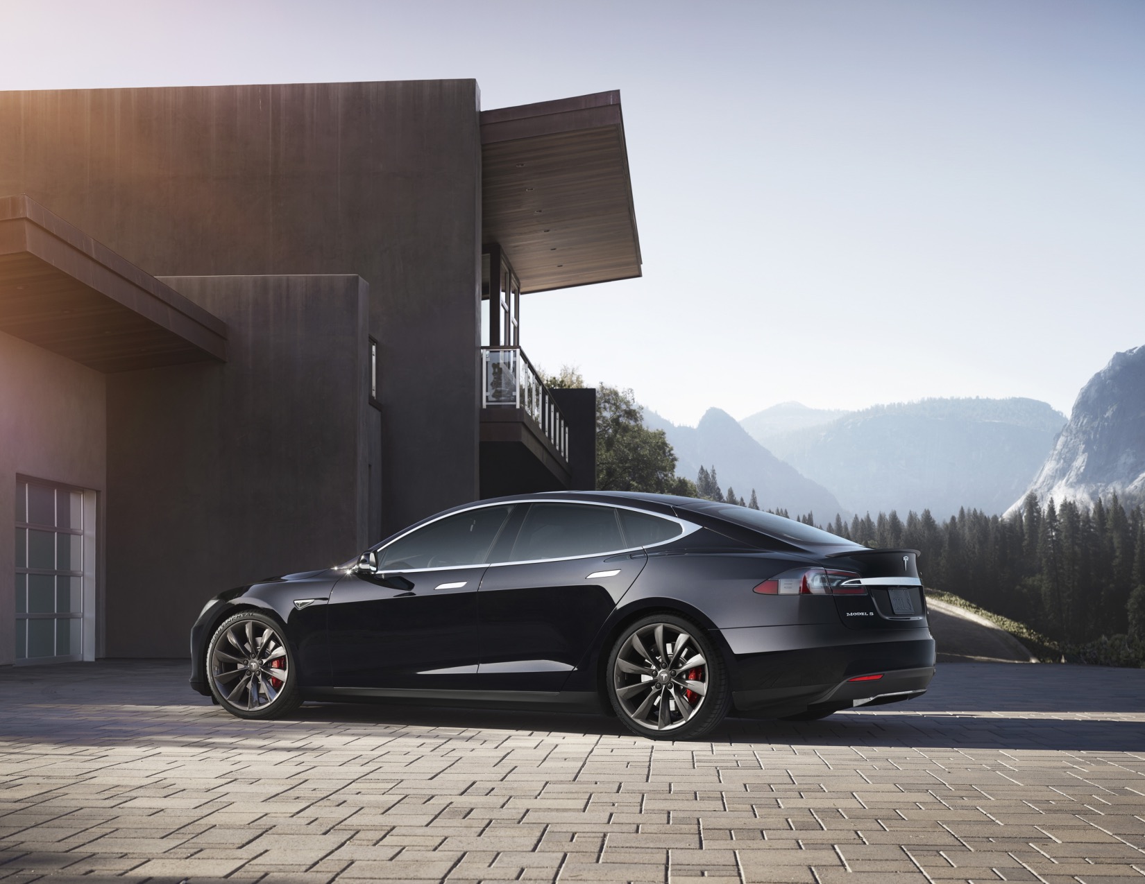 2015 Tesla Model S Brochure Page 1